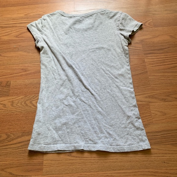 Basic Aeropostale shirt - Picture 2 of 3